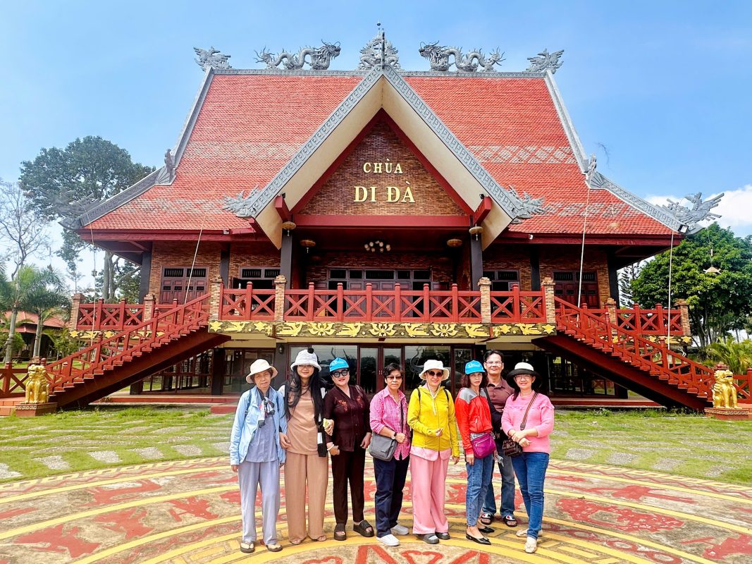 Công Ty TNHH Thương Mại Và Dịch Vụ Anh Sơn Travel