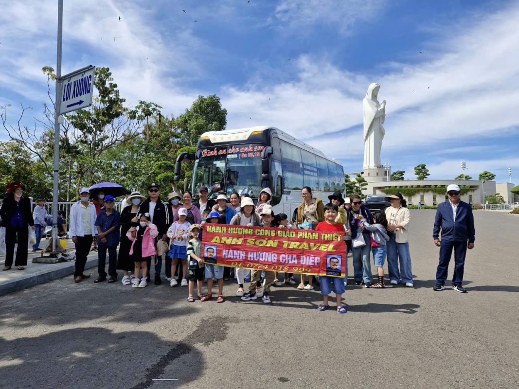 Công Ty TNHH Thương Mại Và Dịch Vụ Anh Sơn Travel